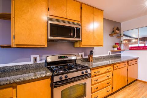 212 Empire Pl, Fairfield, CA 94533 photo 9