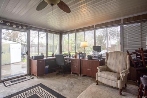 223 Mesa Verde St, Vallejo, CA 94589 photo 13
