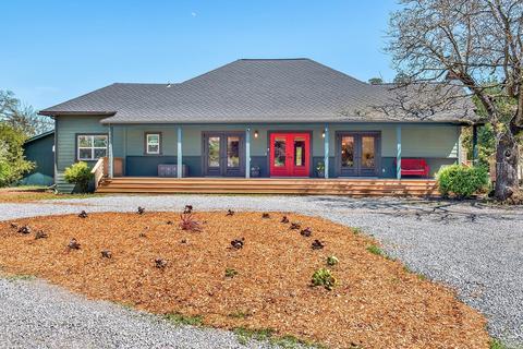 210 Thomas Ln, Petaluma, CA 94952 photo 1