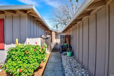 2748 Geranium Ct, Fairfield, CA 94533 photo 13