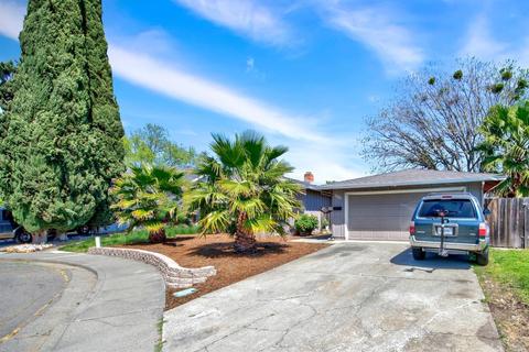 2748 Geranium Ct, Fairfield, CA 94533 photo 12