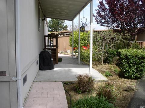 124 Phyllis Ct #124, Vallejo, CA 94590 photo 4
