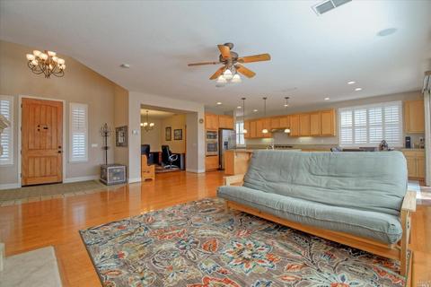 229 Decanter Cir, Windsor, CA 95492 photo 9