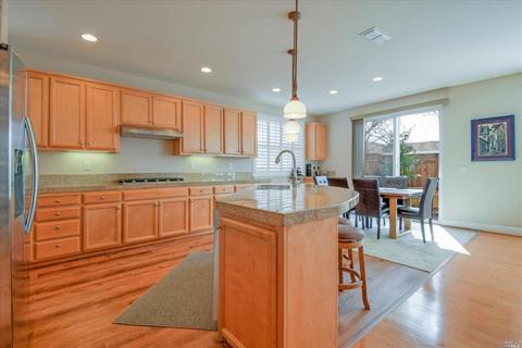 229 Decanter Cir, Windsor, CA 95492 photo 13