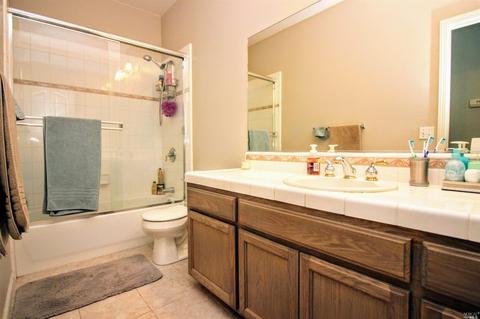 542 Buckeye Dr, Windsor, CA 95492 photo 15
