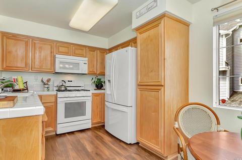 474 E St, Benicia, CA 94510 photo 18