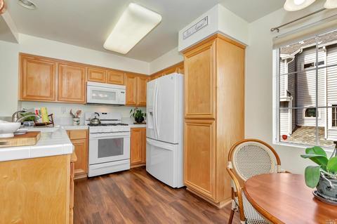 474 E St, Benicia, CA 94510 photo 19