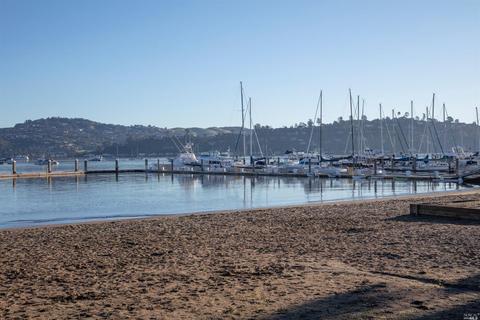 Undisclosed, Sausalito, CA 94965 photo 33