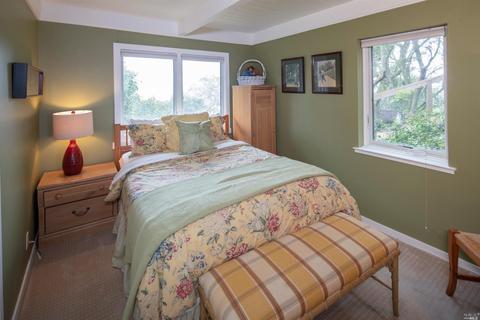 Undisclosed, Sausalito, CA 94965 photo 21