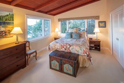 Undisclosed, Sausalito, CA 94965 photo 15