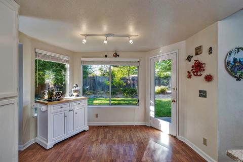 1009 Hampshire Ln, Windsor, CA 95492 photo 14