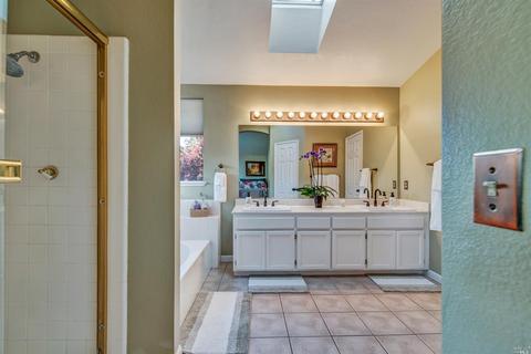 1009 Hampshire Ln, Windsor, CA 95492 photo 11
