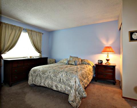 1052 Daniel Dr, Petaluma, CA 94954 photo 8