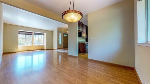 7823 Wildflower Ct, Windsor, CA 95492 photo 5