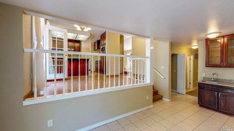 7823 Wildflower Ct, Windsor, CA 95492 photo 10