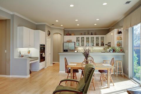 2555 Shadetree Cir, Vallejo, CA 94591 photo 8