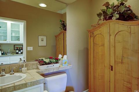 2555 Shadetree Cir, Vallejo, CA 94591 photo 18