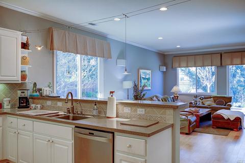 2555 Shadetree Cir, Vallejo, CA 94591 photo 16