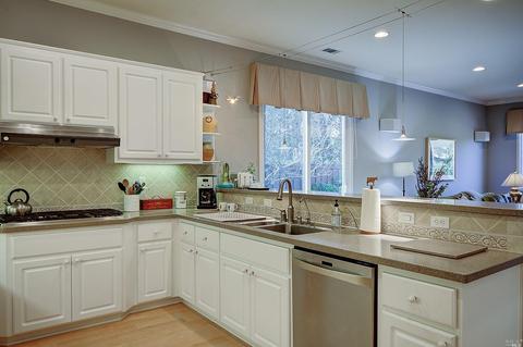 2555 Shadetree Cir, Vallejo, CA 94591 photo 10