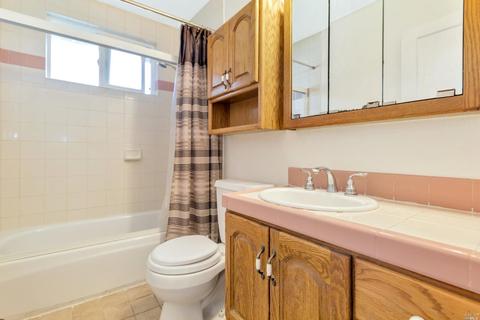 111 Birch St, Vacaville, CA 95688 photo 17