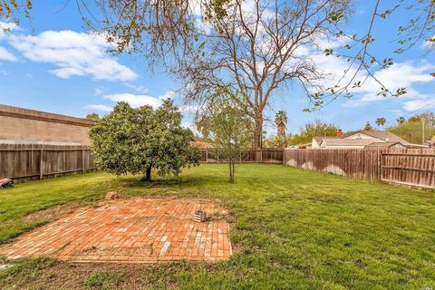 111 Birch St, Vacaville, CA 95688 photo 24
