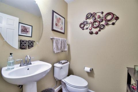331 Jacquelyn Ln, Petaluma, CA 94952 photo 14