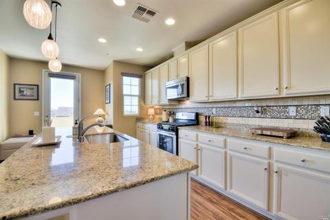 331 Jacquelyn Ln, Petaluma, CA 94952 photo 12