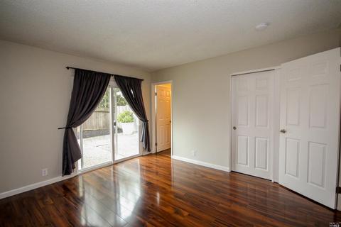 382 Arlington Cir, Fairfield, CA 94533 photo 34