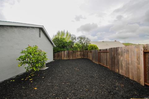 382 Arlington Cir, Fairfield, CA 94533 photo 45