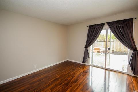 382 Arlington Cir, Fairfield, CA 94533 photo 33