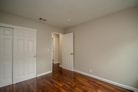 382 Arlington Cir, Fairfield, CA 94533 photo 31
