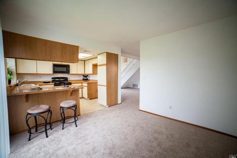 196 Crownpointe Dr, Vallejo, CA 94591 photo 16