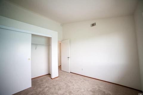 196 Crownpointe Dr, Vallejo, CA 94591 photo 34