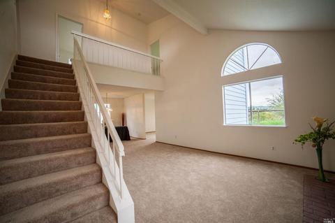 196 Crownpointe Dr, Vallejo, CA 94591 photo 5