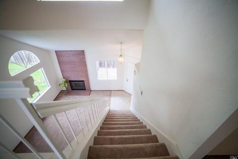 196 Crownpointe Dr, Vallejo, CA 94591 photo 38