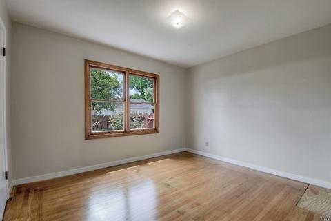 940 5th St, Petaluma, CA 94952 photo 20