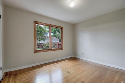 940 5th St, Petaluma, CA 94952 photo 21