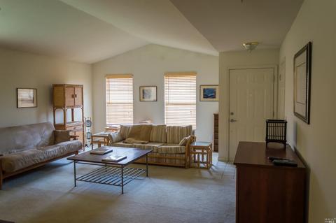 977 Dorothea Ct, Windsor, CA 95492 photo 2