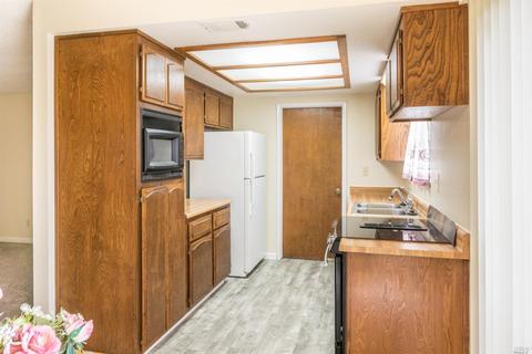 5257 Maple Rd, Vacaville, CA 95687 photo 8