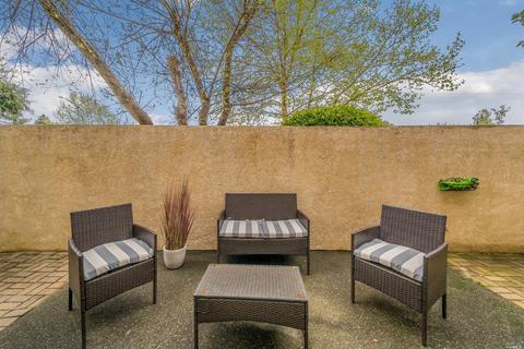 2 Bridgegate Way, Napa, CA 94559 photo 18