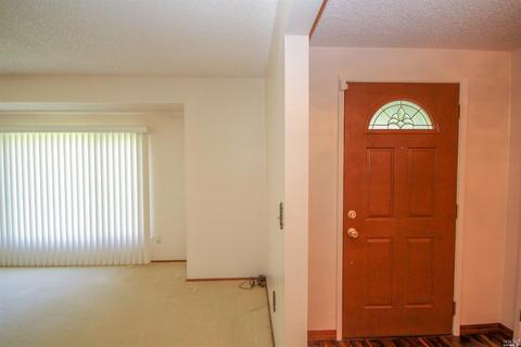 2606 Carnation Dr, Fairfield, CA 94533 photo 4