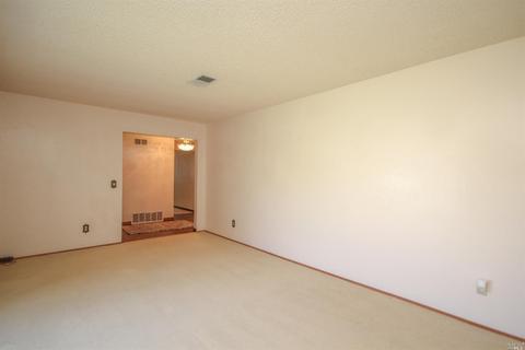 2606 Carnation Dr, Fairfield, CA 94533 photo 7