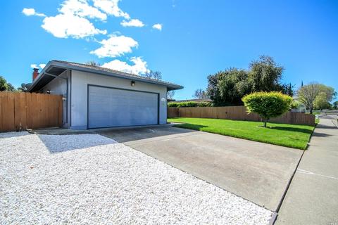2606 Carnation Dr, Fairfield, CA 94533 photo 2