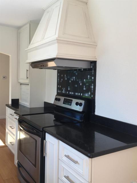 1114 Mattos Dr, Vallejo, CA 94591 photo 3