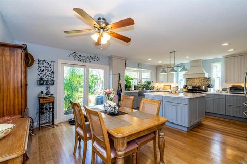 839 Bond Pl, Windsor, CA 95492 photo 5