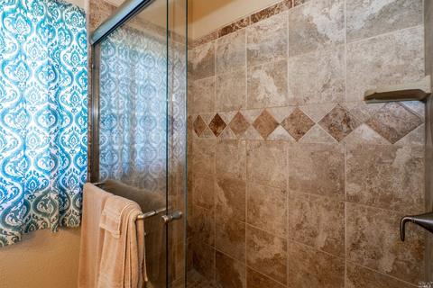 839 Bond Pl, Windsor, CA 95492 photo 11