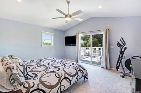 334 E N St, Benicia, CA 94510 photo 24