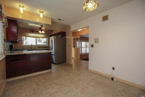 2283 Nottingham Dr, Fairfield, CA 94533 photo 8