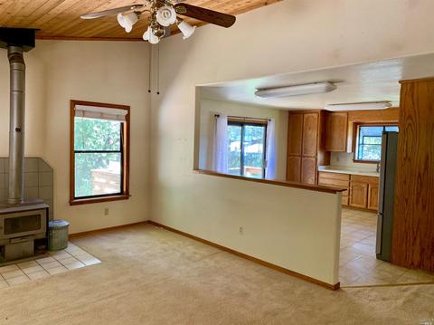 25981 Madrone Ct, Willits, CA 95490 photo 2
