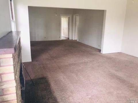 549 W A St, Dixon, CA 95620 photo 3